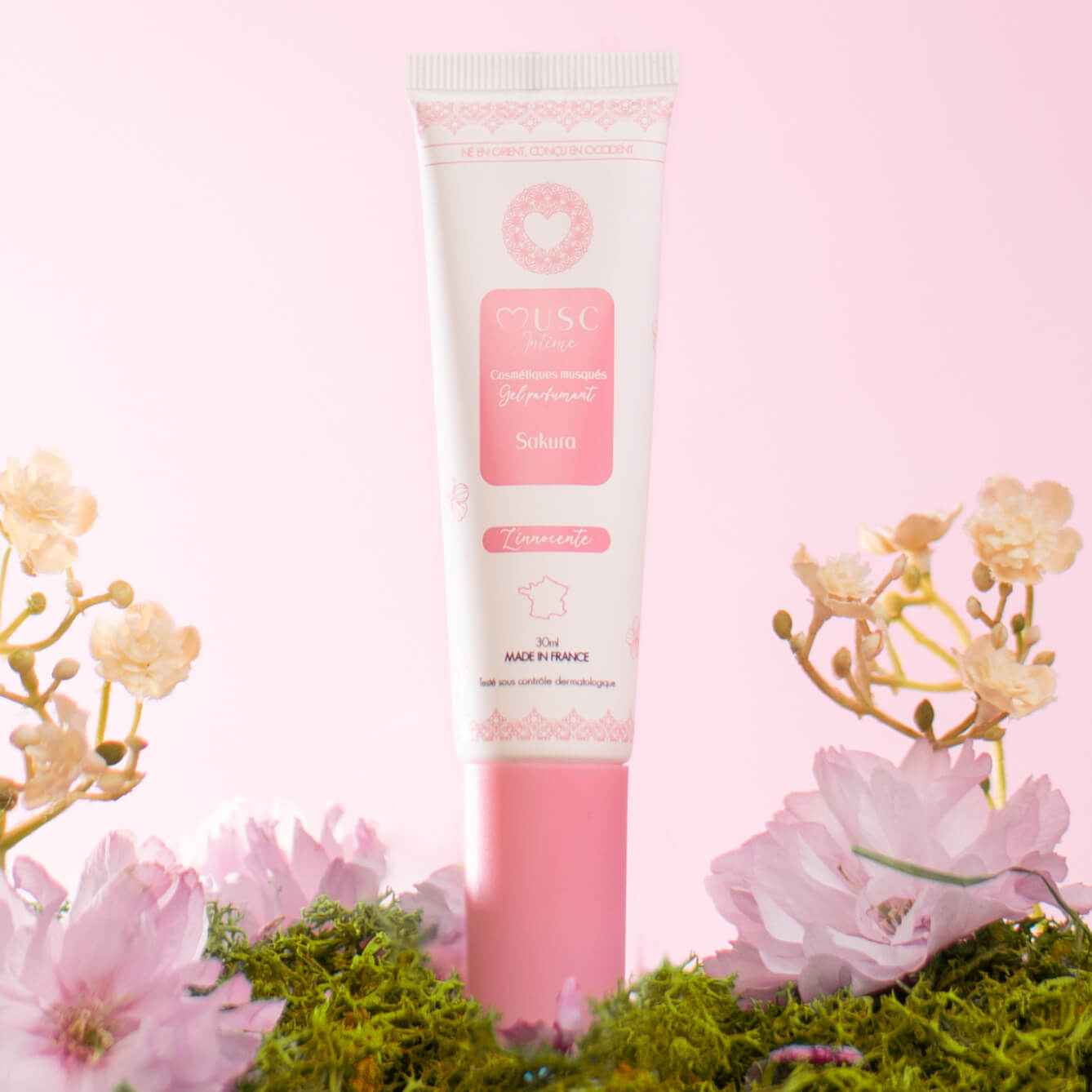 Le Rituel de la femme Innocente au Sakura